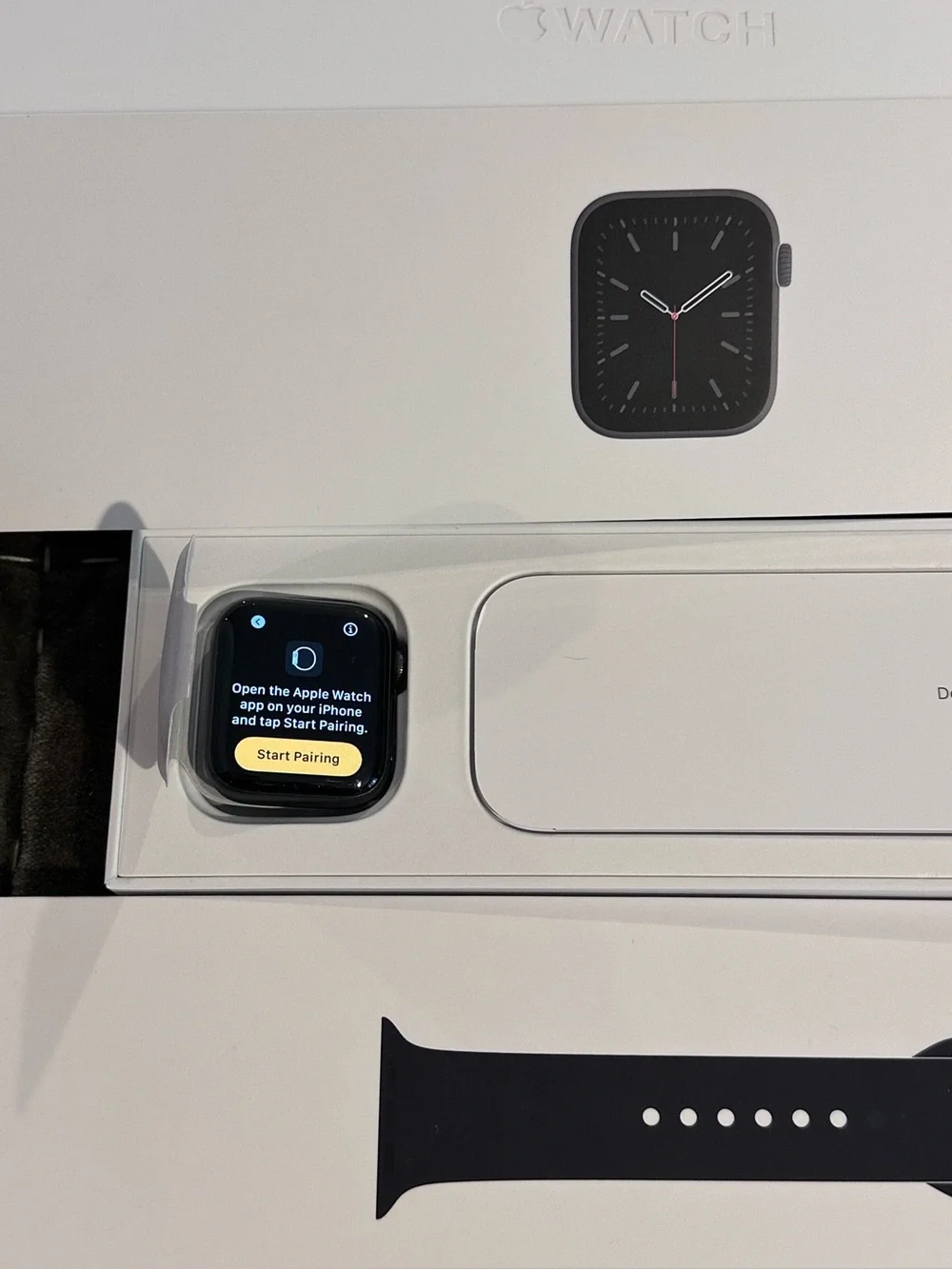 Apple Watch Series 6 40mm- Smartwatch with Black Sport Band